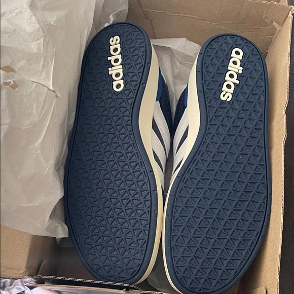 Adidas Kids Sneakers BREAKBASE SHOES KIDS - Navy and White - Picture 4 of 6